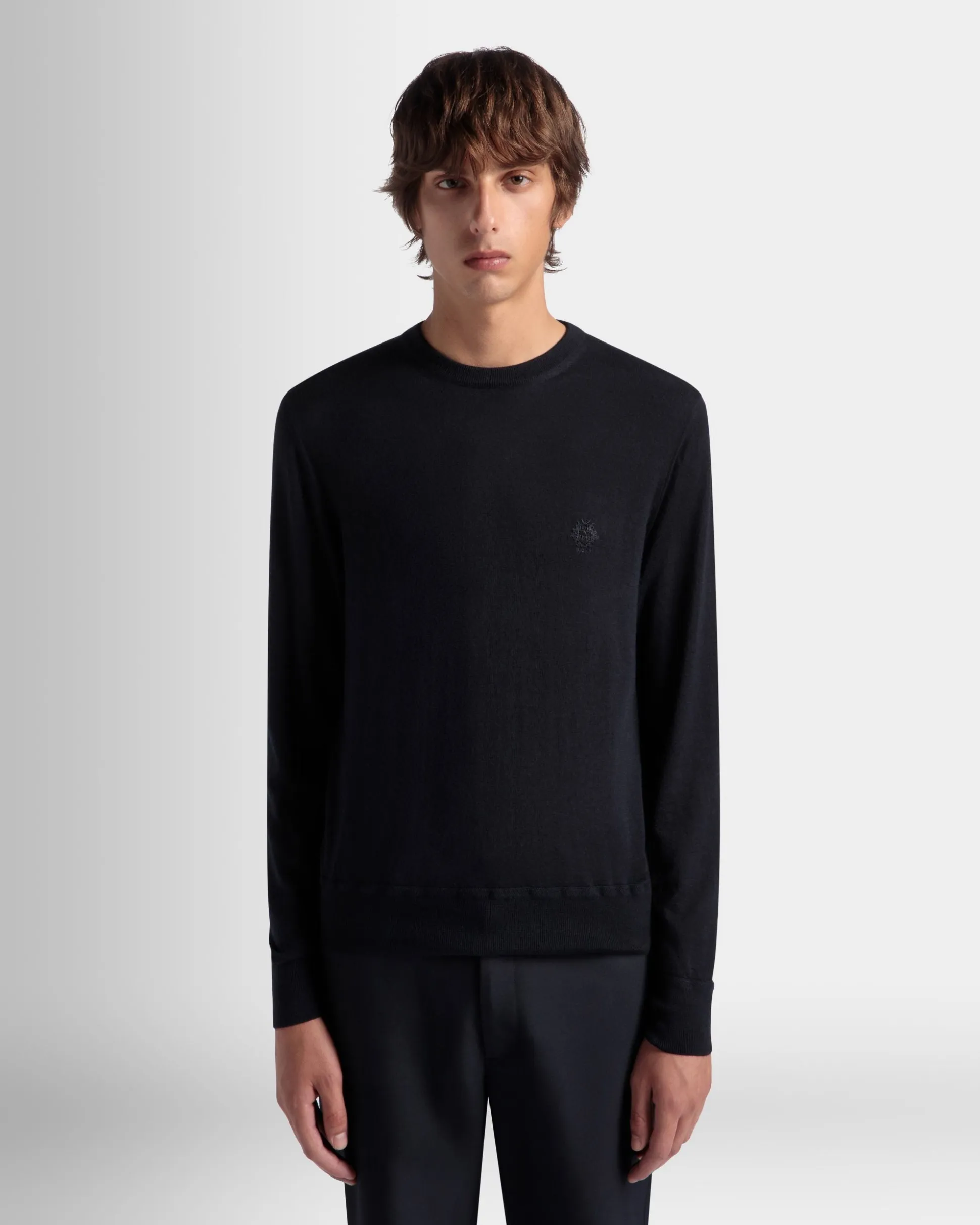 Adrien Brody Travel Collection Crewneck Sweater In Navy Blue Cashmere