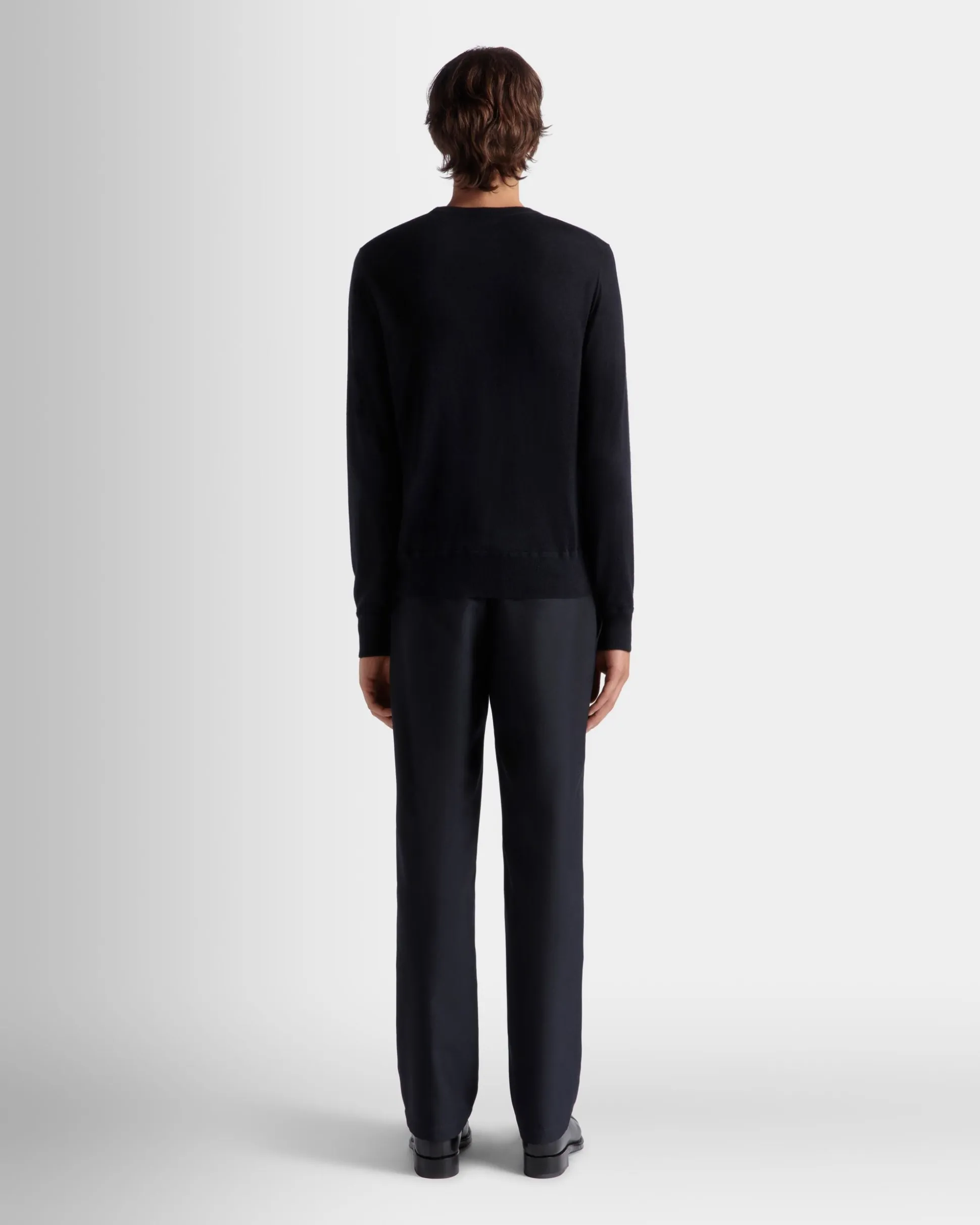 Adrien Brody Travel Collection Crewneck Sweater In Navy Blue Cashmere