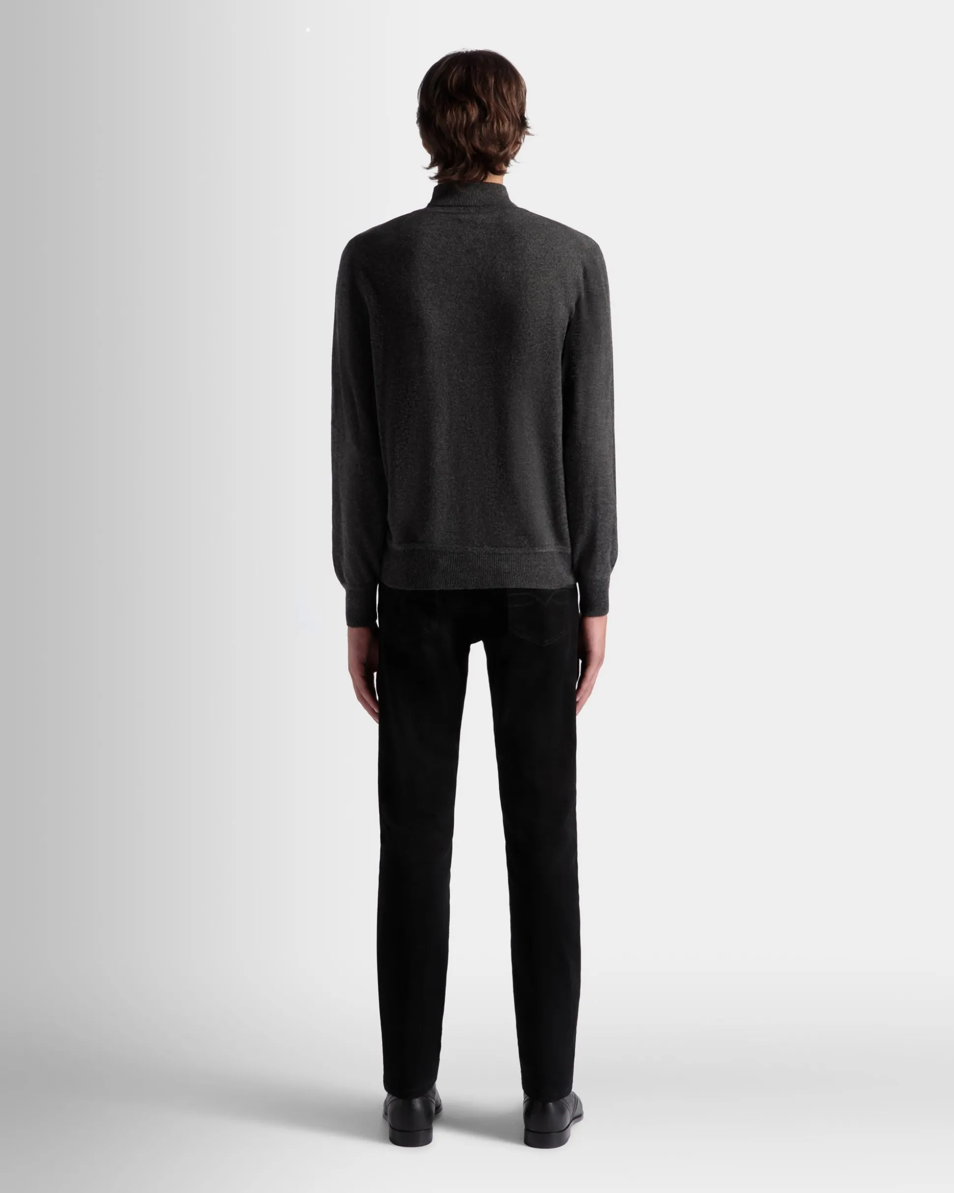 Adrien Brody Travel Collection Turtleneck In Dark Grey Cashmere