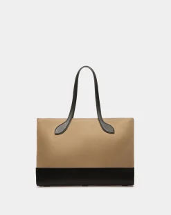 Bar Tote Bag In Sand And Black Fabric