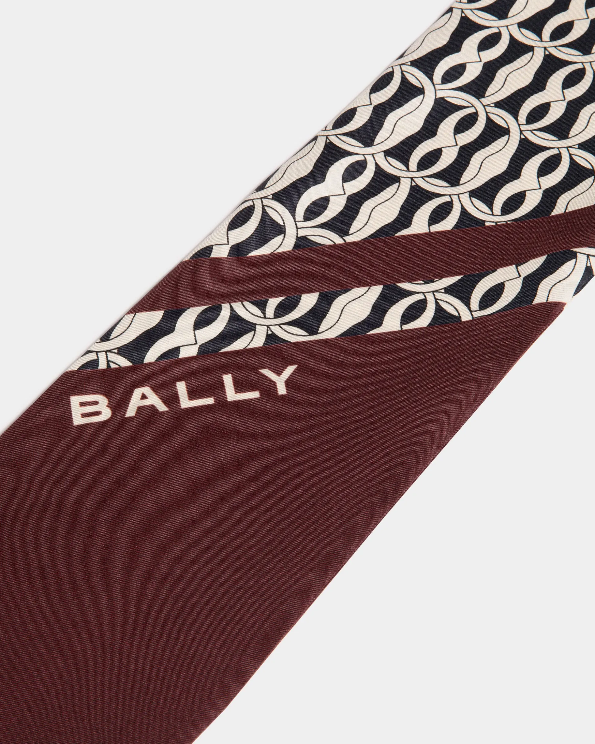 Neck Bow With Emblem Print In Andorra Silk