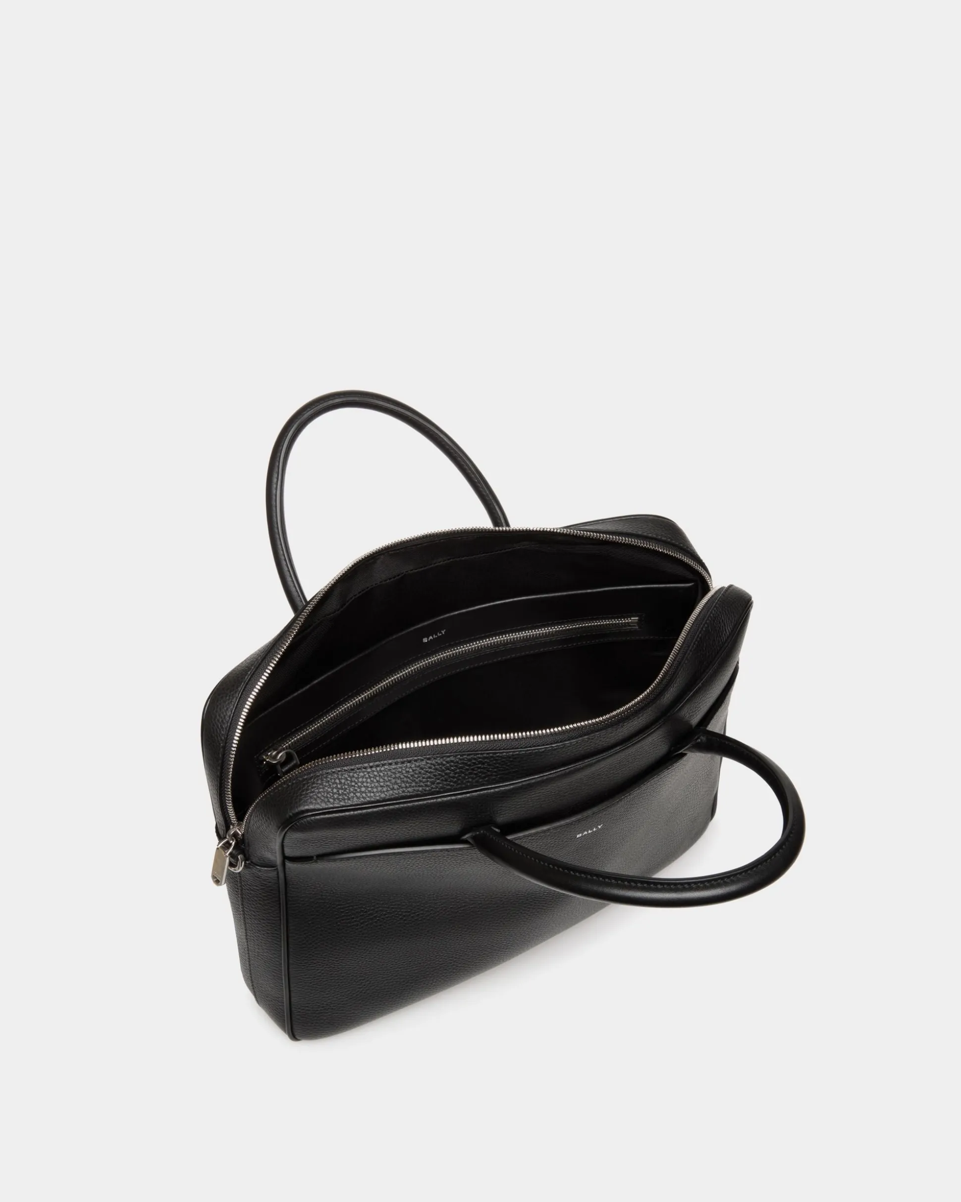 Oeden Briefcase In Black Leather