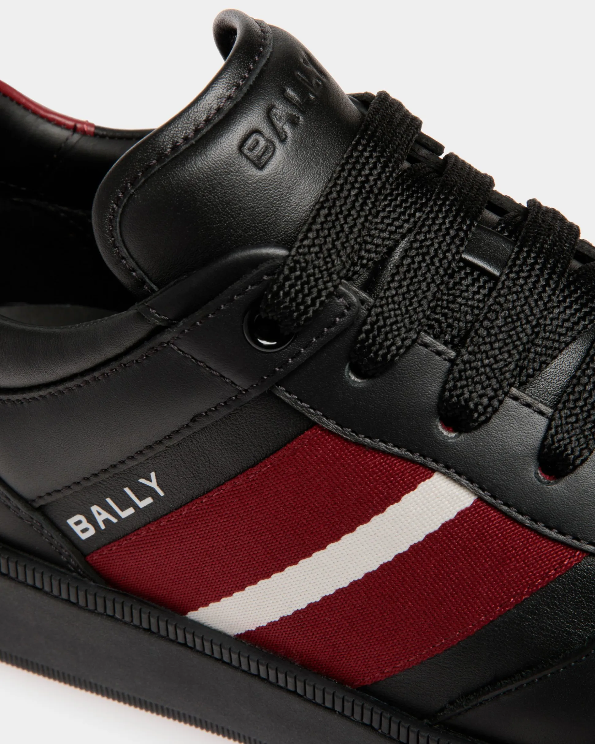 Raise Sneaker In Black Leather