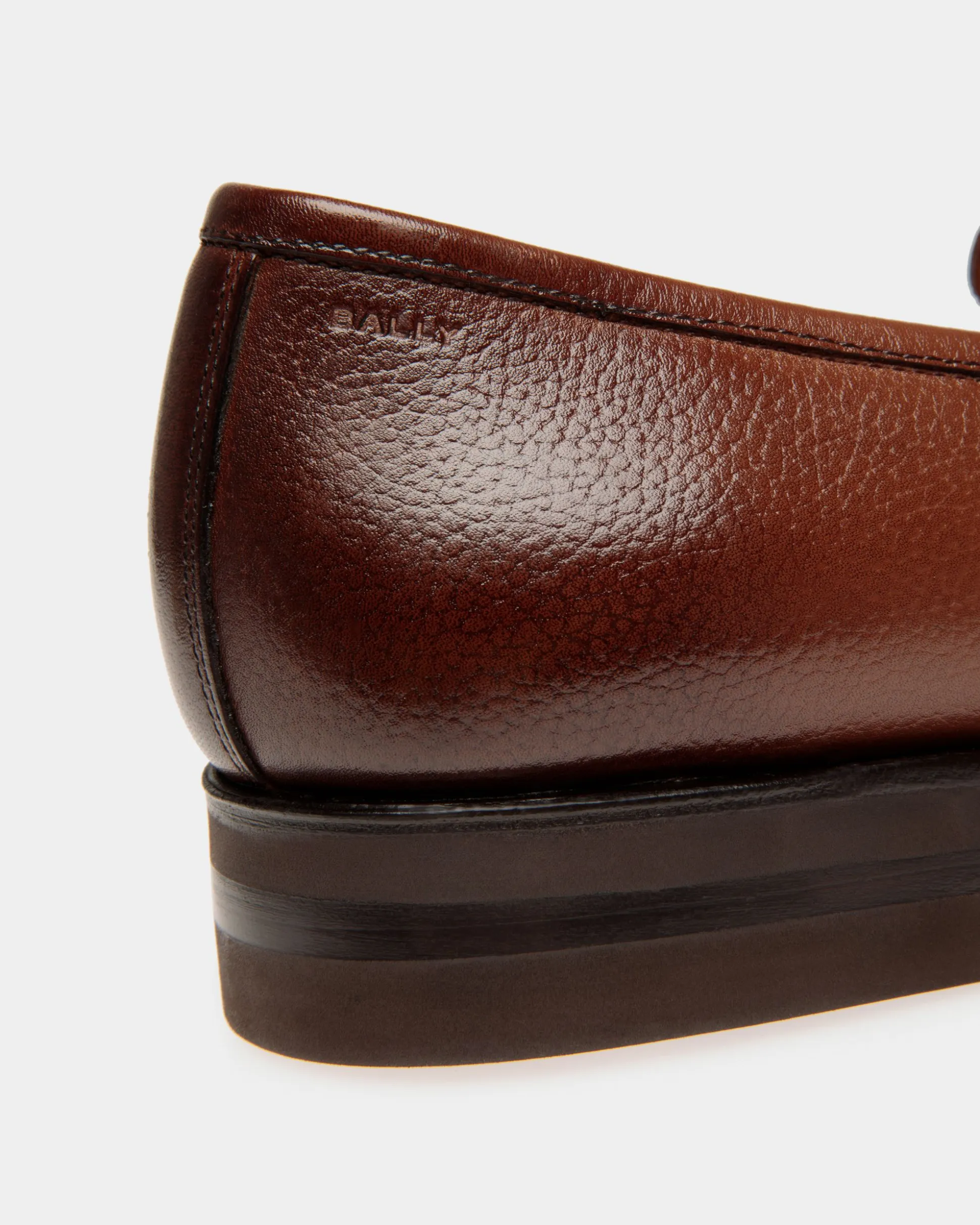 Schoenen Derby in Embossed Leather