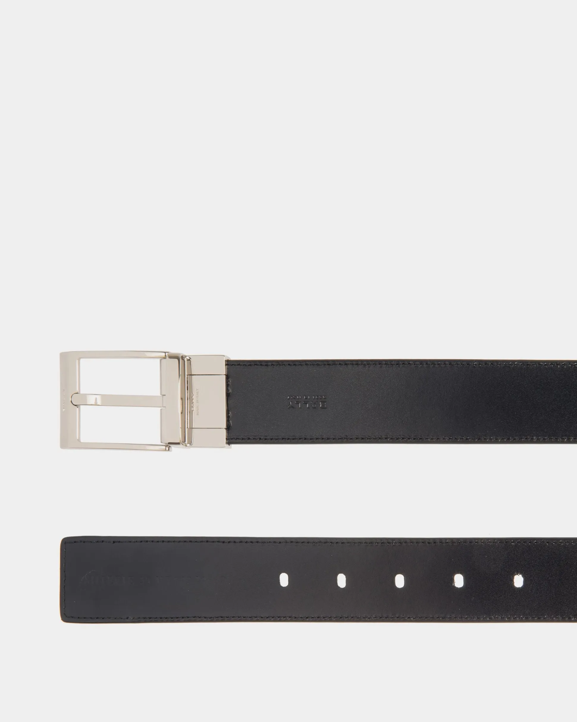 Shiffie 35mm Reversible And Adjustable Belt in Black And Navy Blue Leather