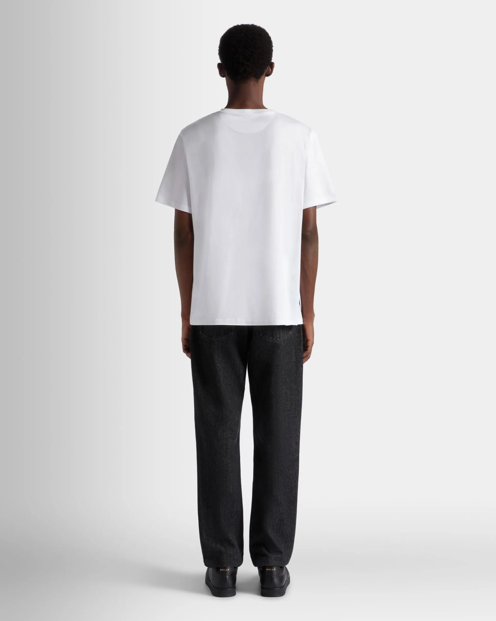 T-Shirt With a Bally Crest Logo In White Cotton