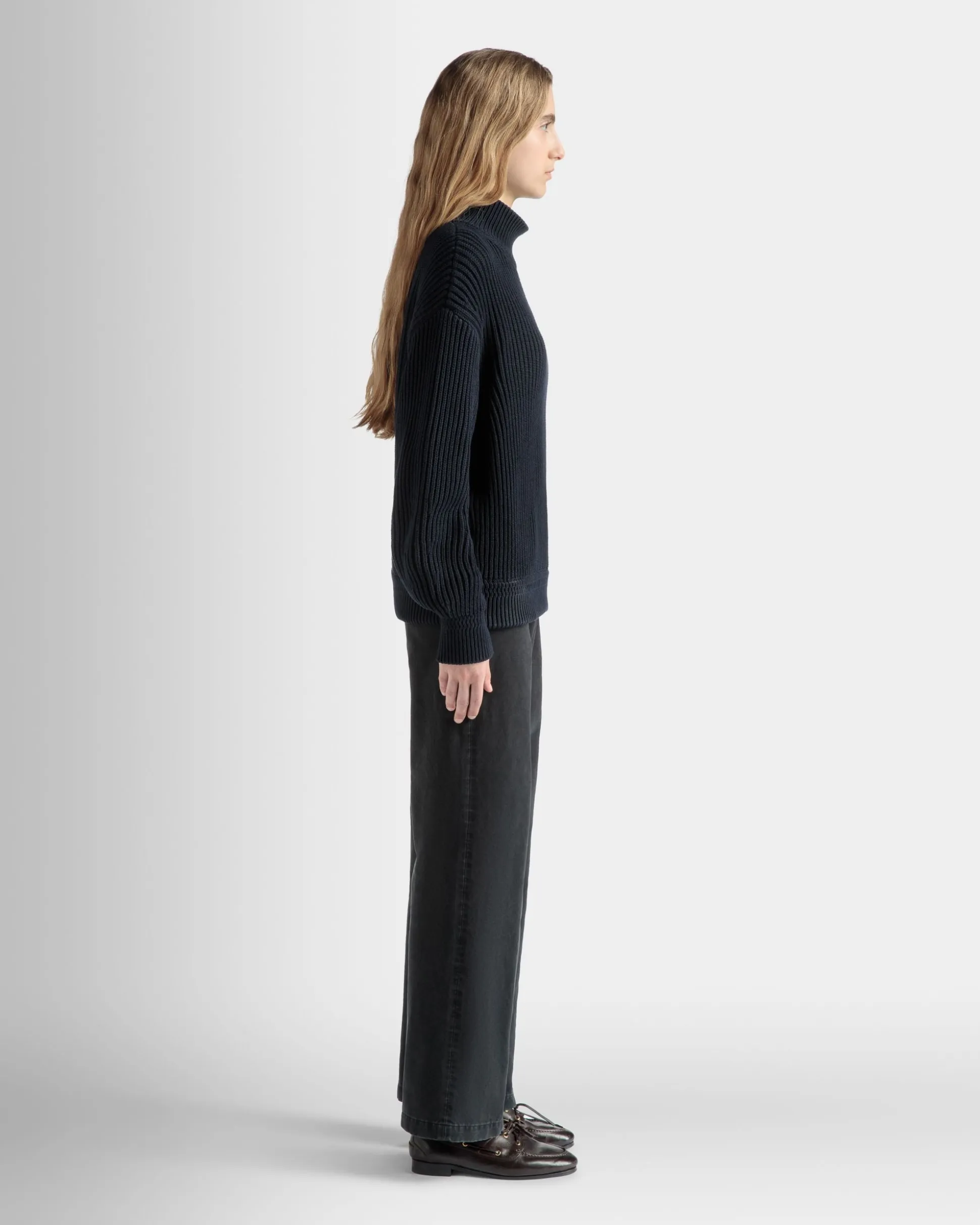 Turtle Neck in Navy Blue Cotton