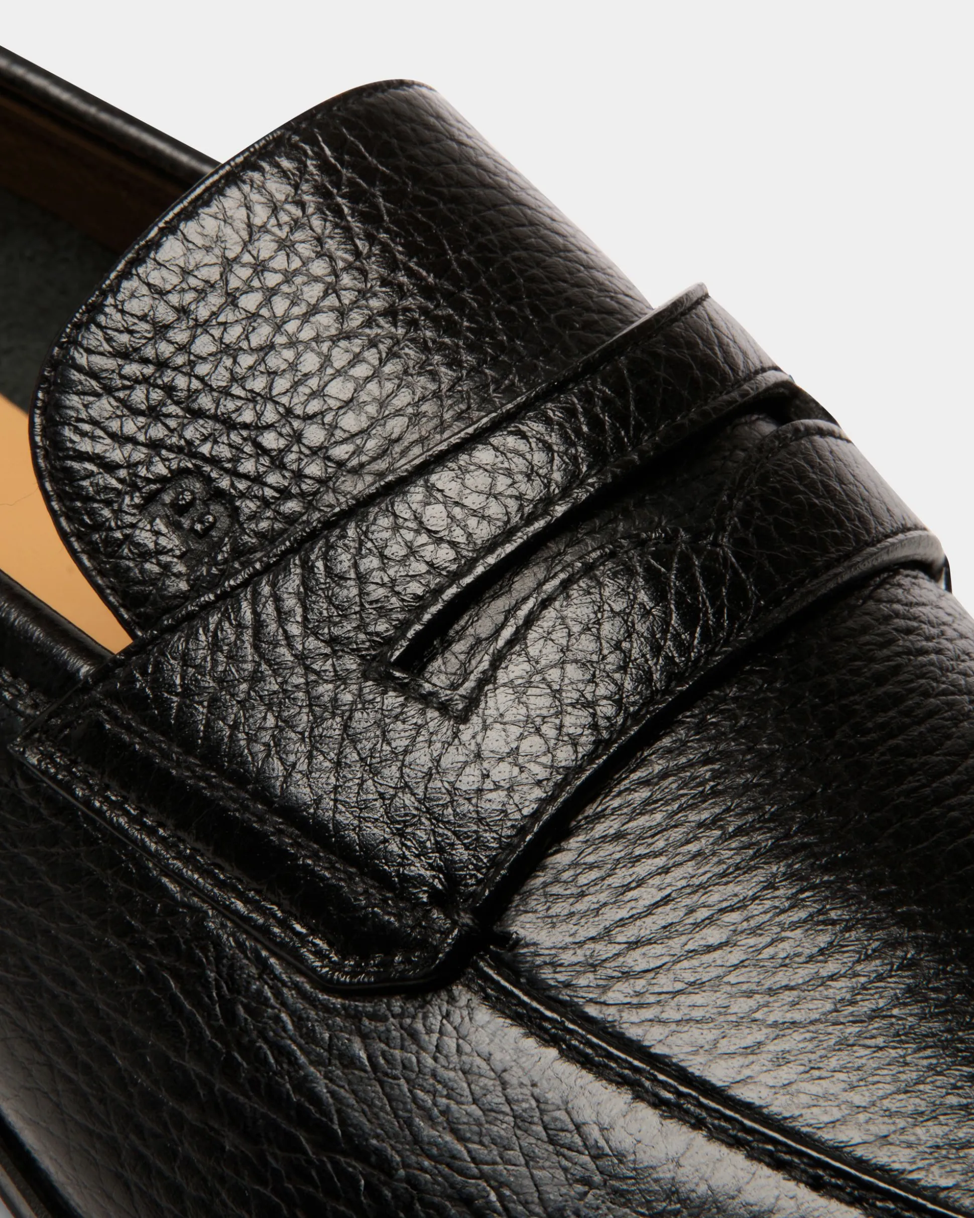 Webb Leather Loafers In Black